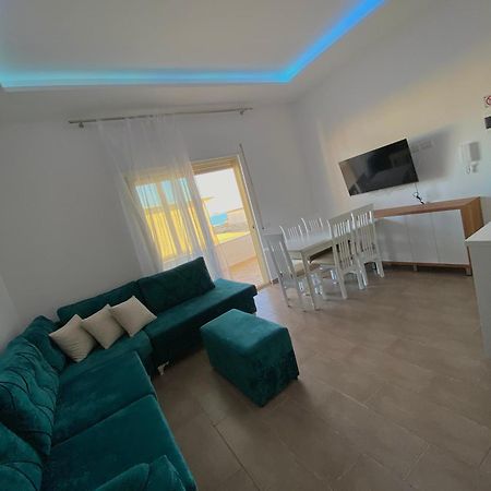 Prestige Apartament Sea View Durrës Esterno foto