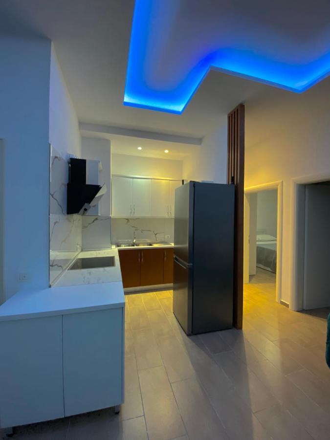 Prestige Apartament Sea View Durrës Esterno foto