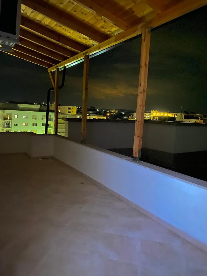 Prestige Apartament Sea View Durrës Esterno foto