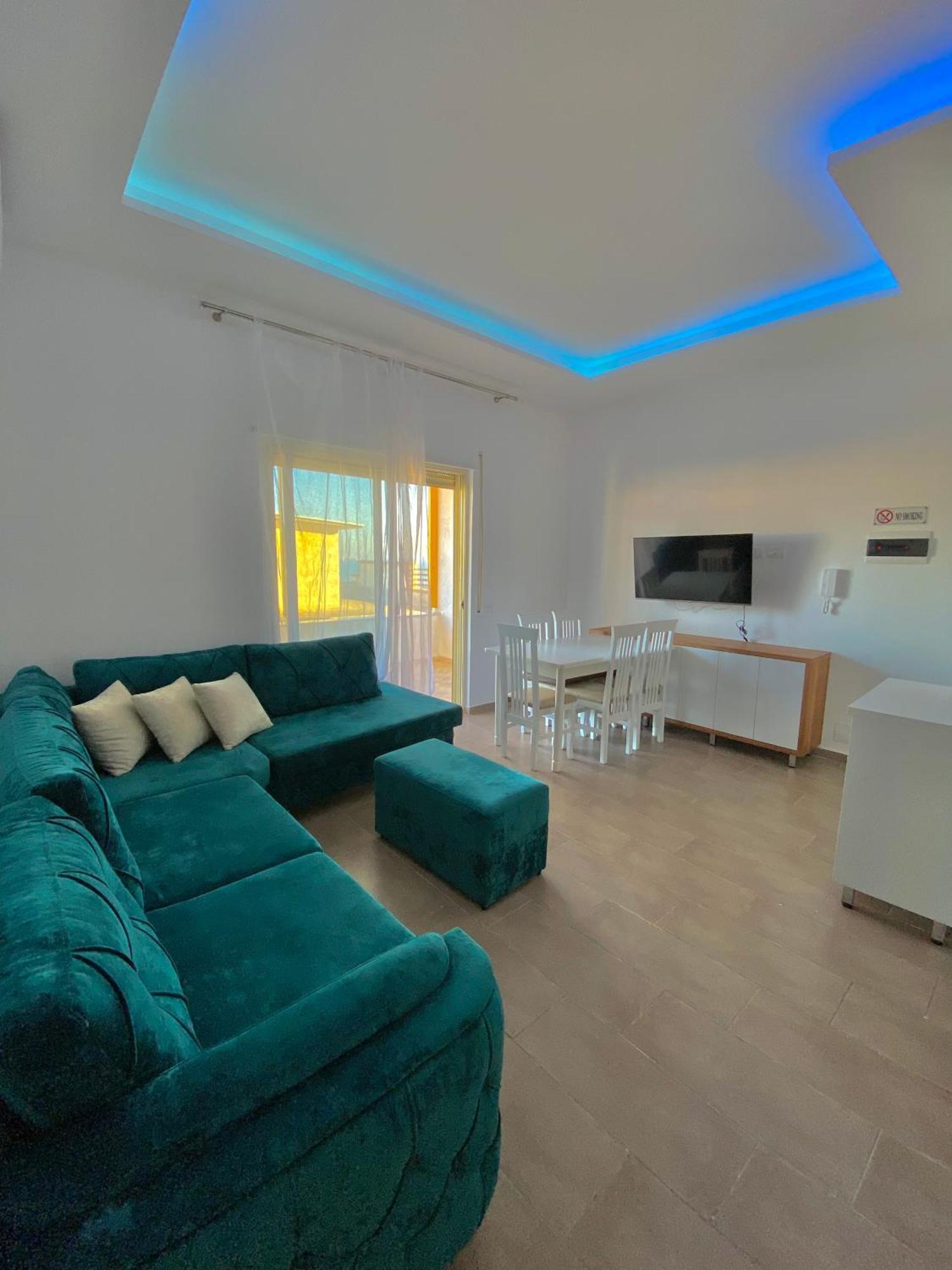 Prestige Apartament Sea View Durrës Esterno foto