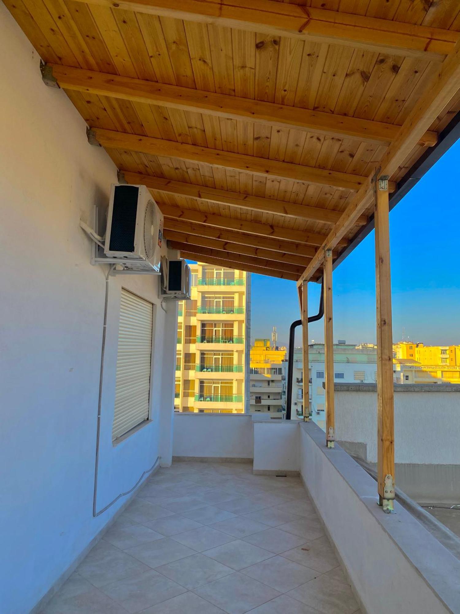 Prestige Apartament Sea View Durrës Esterno foto